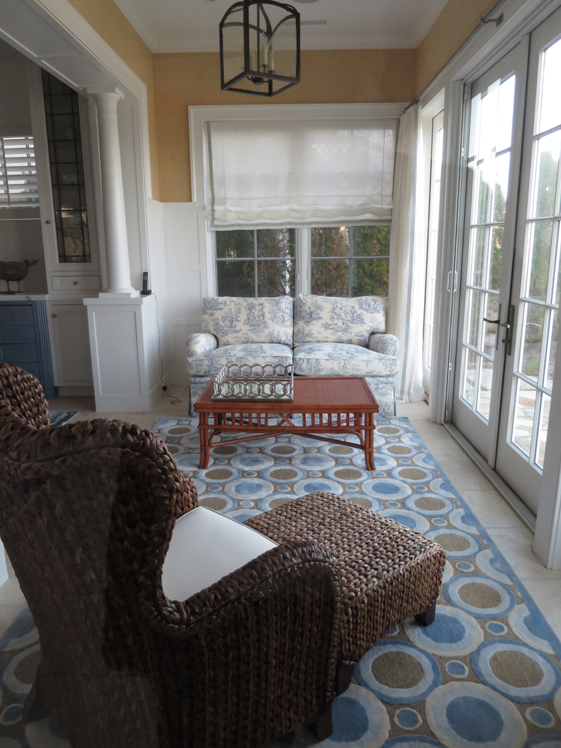 Sitting area off dining room.