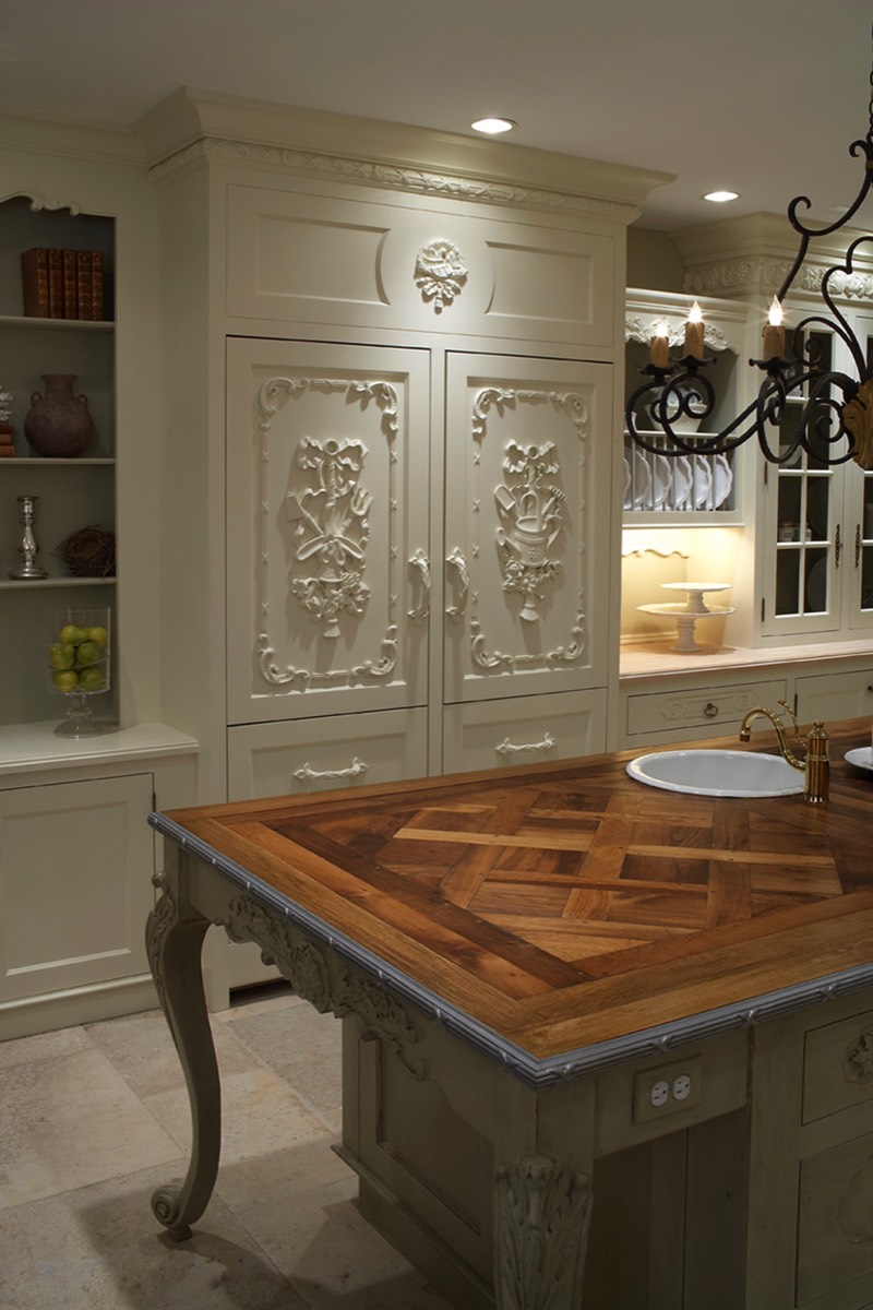 Refrigerator with garden theme, countertops of antique walnut parquet flooring. 